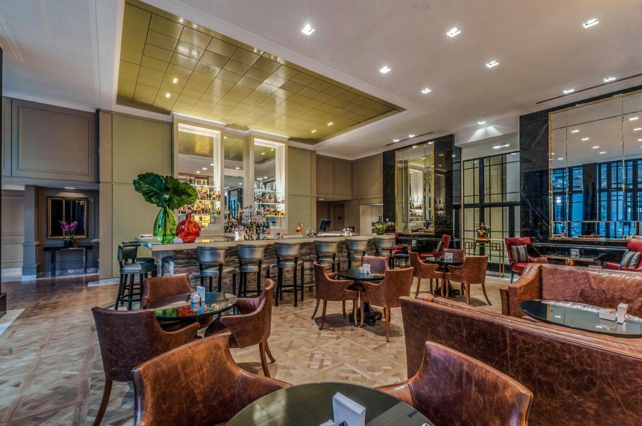Alvear Icon Hotel Buenos Aires Eksteriør billede The bar at the 100 Queen's Gate